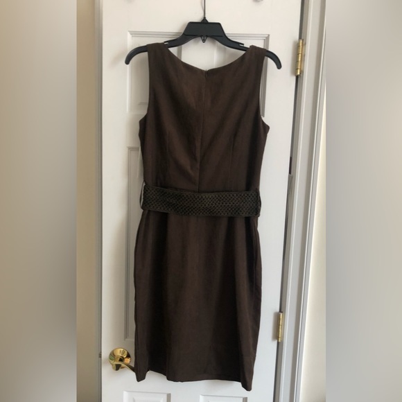 Deep Chocolate Brown Rabbit Rabbit Rabbit Dress with Removable Belt - Picture 4 of 14